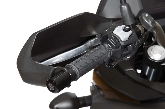 Suzuki_V-Strom_650_Adventure_pack_2023_handvatverwarming_jpg