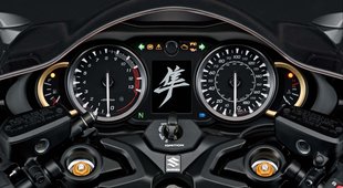 GSX1300RRQM2_instrument_cluster_1.jpg