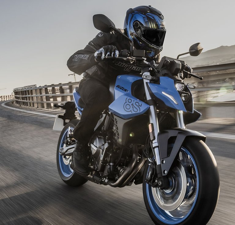 Nieuwe Suzuki *<br/> GSX-8S* <br/> vanaf 20 april bij de dealer