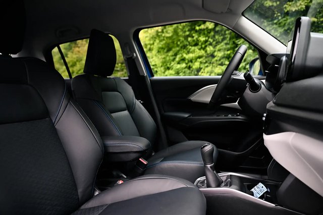 Suzuki_Swift_lederen_interieur