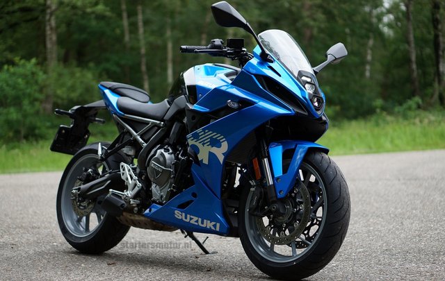 gsx8r-1