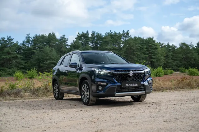 Suzuki_S-Cross
