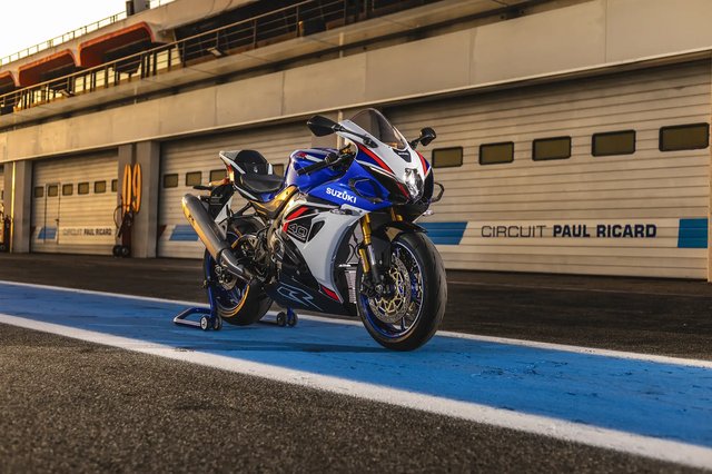 gsx-r1000-8912