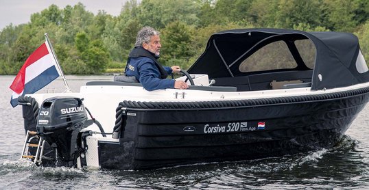 Boottesten test Corsiva 520 met Suzuki DF20A