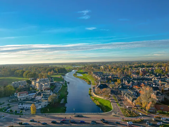 pexels-matthiasgroeneveld-14548055