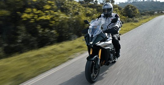 Review: Suzuki GSX-S1000GX door MotorRAI.nl