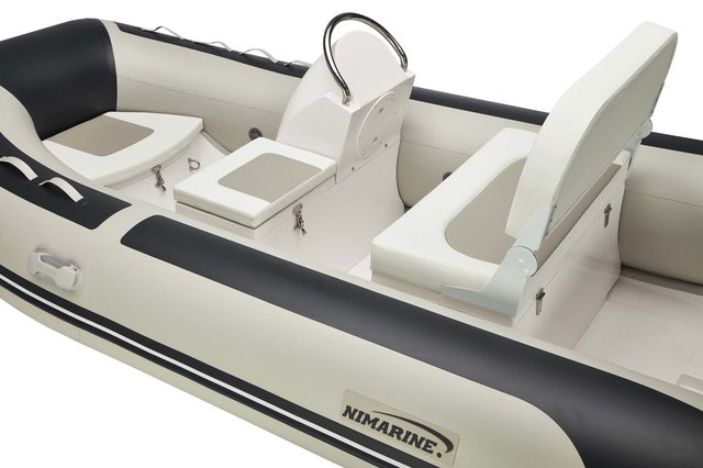 Nimarine MX360 Interieur-RIB.jpg