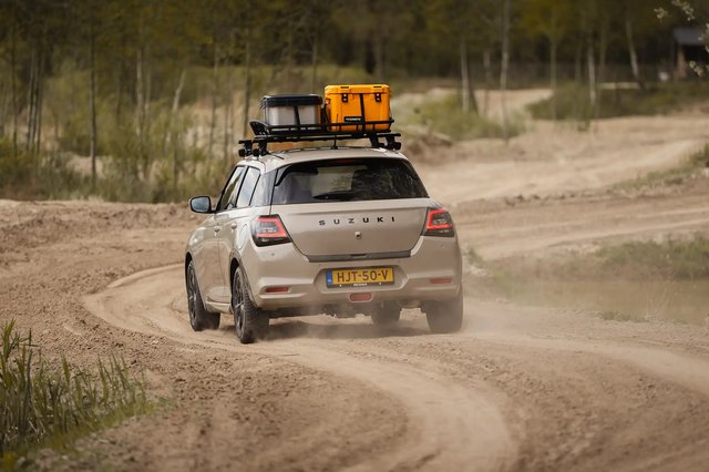 Suzuki_Swift_ALLGrip_FX_15