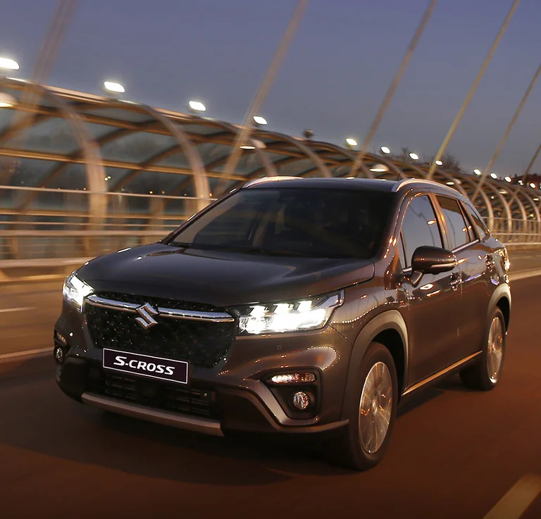 Suzuki <br/>*S-Cross <br/>Full Hybrid*