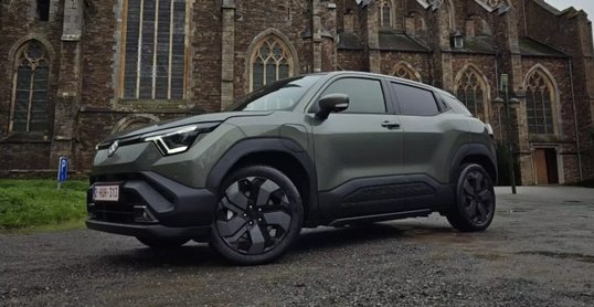 Rijtest Suzuki e VITARA door EVUpdate