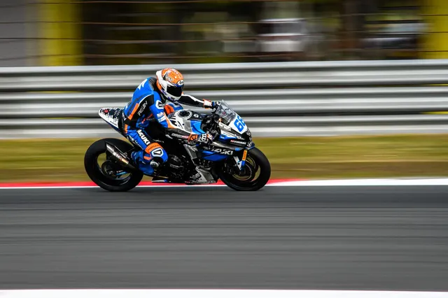 Suzuki Racing GSX-8R