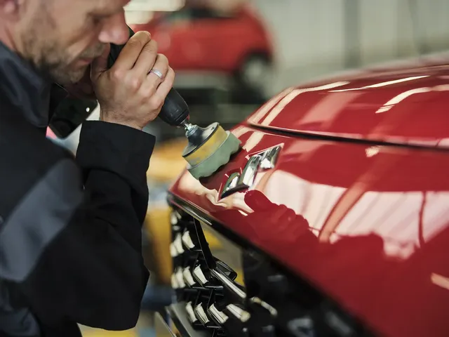 SUZUKI_AS_21_werkplaats_schadeherstel