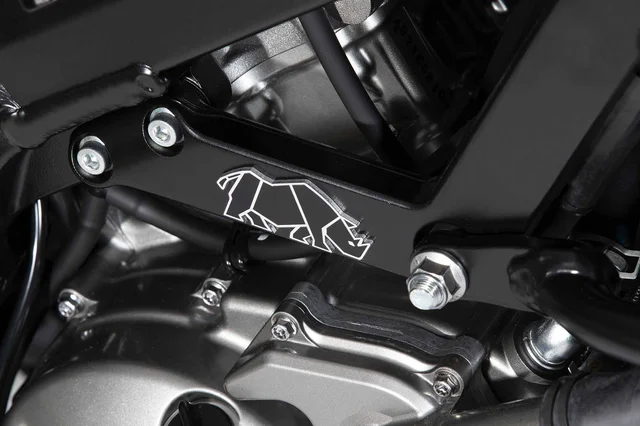 Suzuki_V-Strom_650_Rhino_pack_2023_logo_jpg