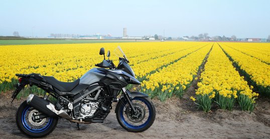 Test: V-Strom 650XTA door Motormeiden (2021)