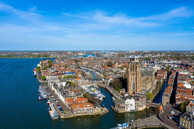 Dordrecht_aron-marinelli-uDqGWiFiL84-unsplash