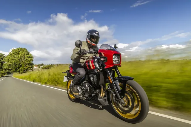 GSX-8TT_M7