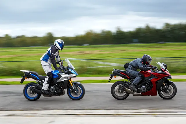 2025_Suzuki_GSX-S1000-57