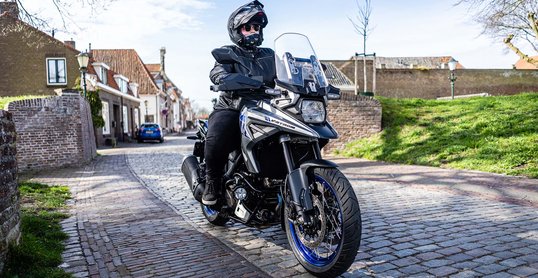 Test: V-Strom 1050XT door Motormeiden (2021)