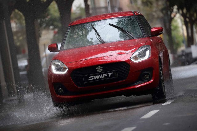 Suzuki_Swift