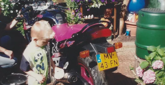 Suzuki Stories: Als je de motor alleen al ziet, ben je al verliefd