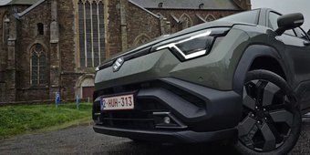 Rijtest Suzuki e VITARA door Dagelijkseauto.nl