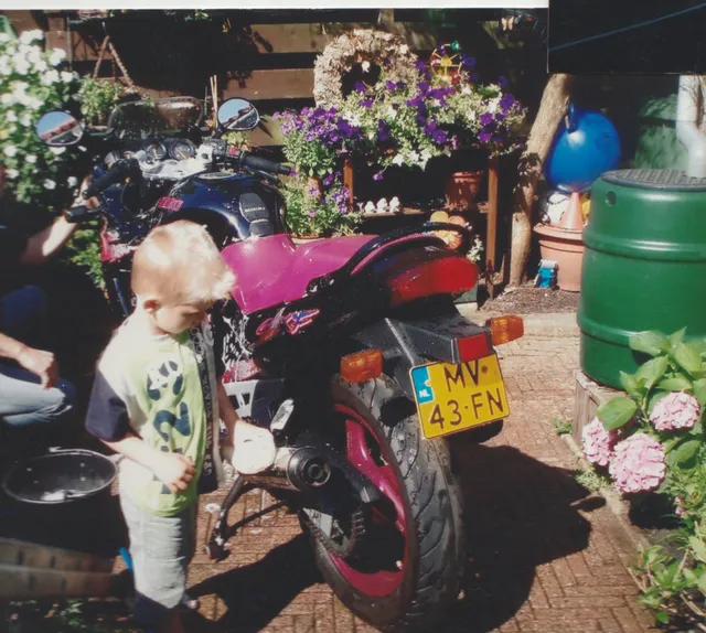 Suzuki Stories Niels Put