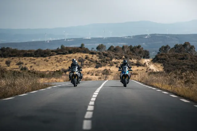 GSX-S1000GX_M4_3BikeStatics_and_Others_15