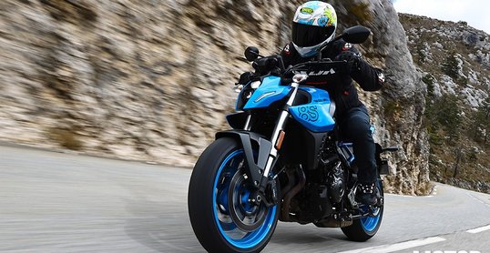 Test: eerste indruk Suzuki GSX-8S door Motorfreaks