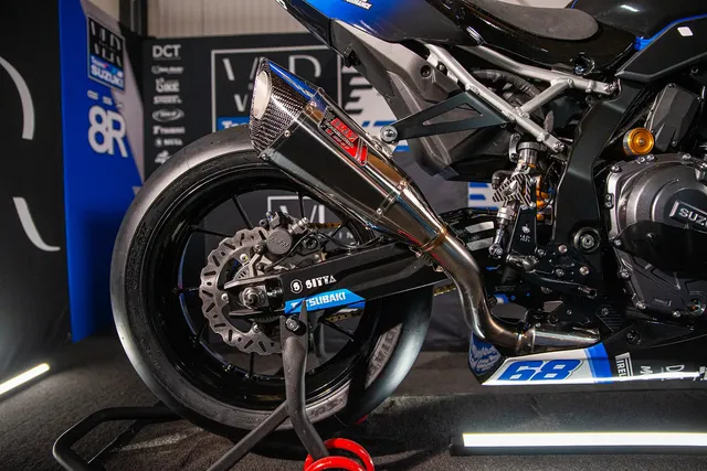 GSX-8R_Sportbike_World_Championship_VLR_Racing