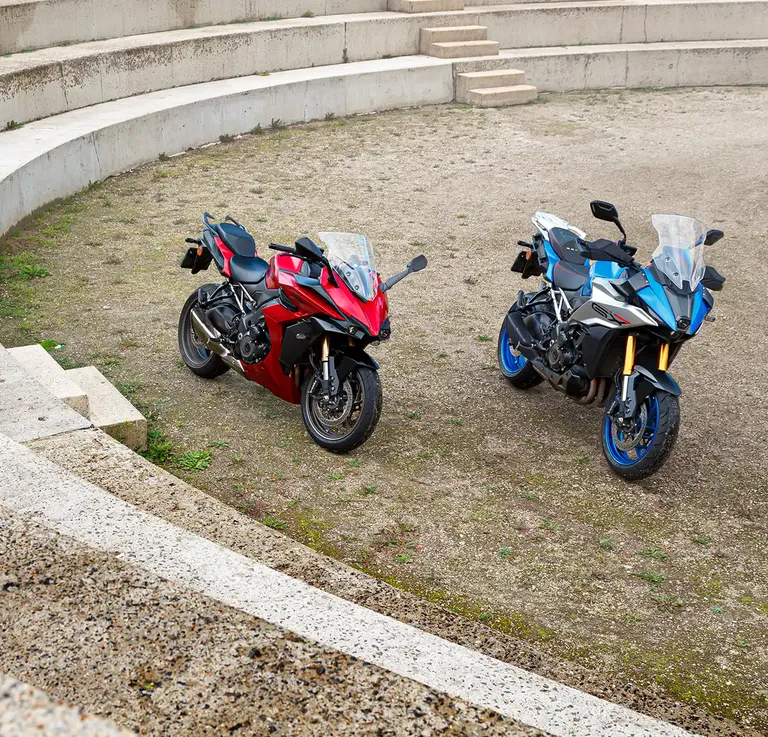 Vergelijkings-test: *GSX-S1000GT vs GSX-S1000GX * door Motor.nl