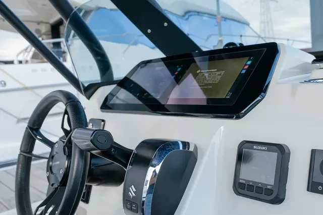 Suzuki_Stealth_Line_buitenboordmotor_actie_SMG4