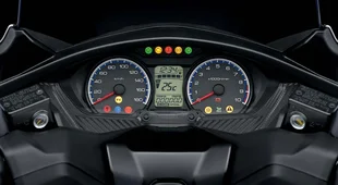 Suzuki_Burgman_400_details_dashboard.jpg